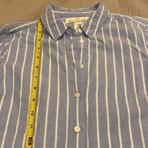 H&M blue and white striped button down shirt . Size 2 - Picture 5 of 9